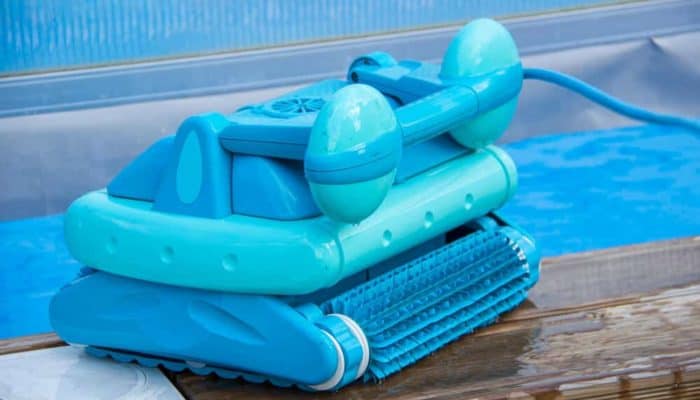 best robotic pool cleaners (1)