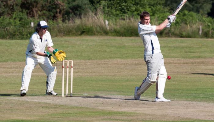 best mens cricket shoes
